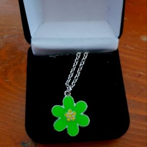FREE GIFT St. Patrick's day necklace with purchase! Comment to claim!! 🍀